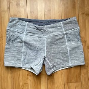 Lululemon Run: Shorty Short running shorts, grey/white space dye size 10